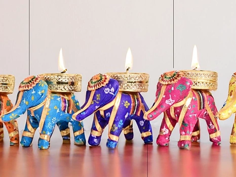 ELEPHANT T LIGHT