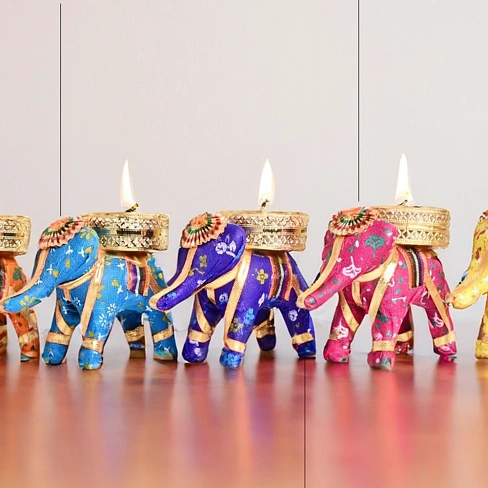 ELEPHANT T LIGHT